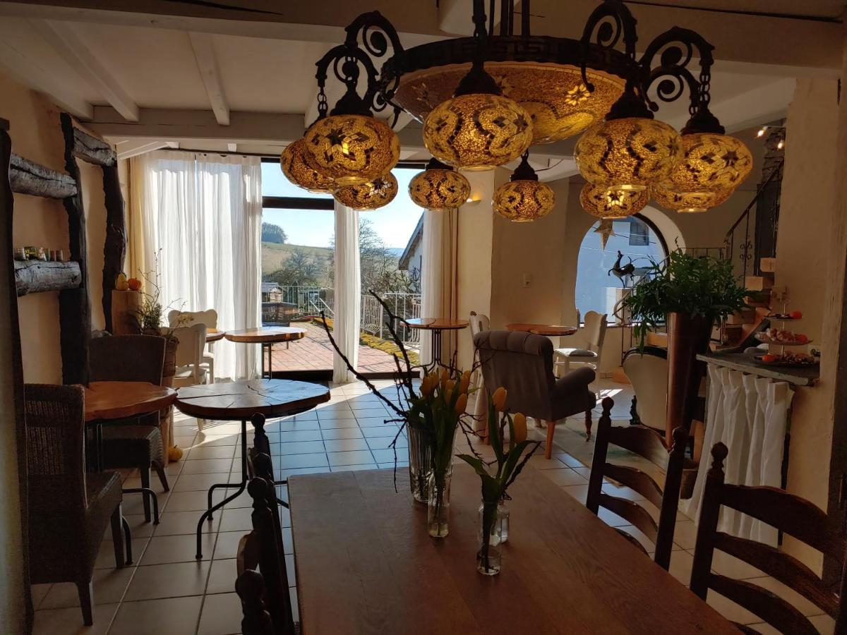 La Vie En Rose Hotel Gouvy Exterior photo
